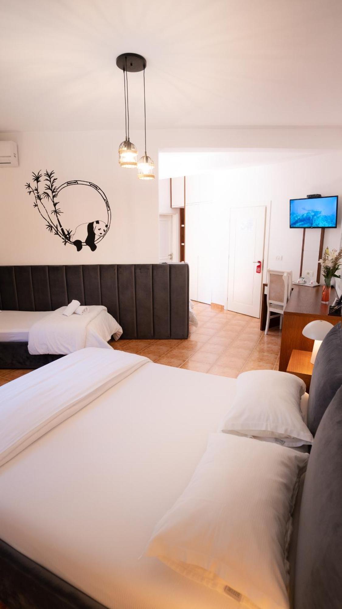 Cosmo Beach Hotel Dıraç Dış mekan fotoğraf